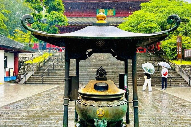 nikko-toshogu-kegon-waterfall-lake-chuzenji-one-day-pvt-tour