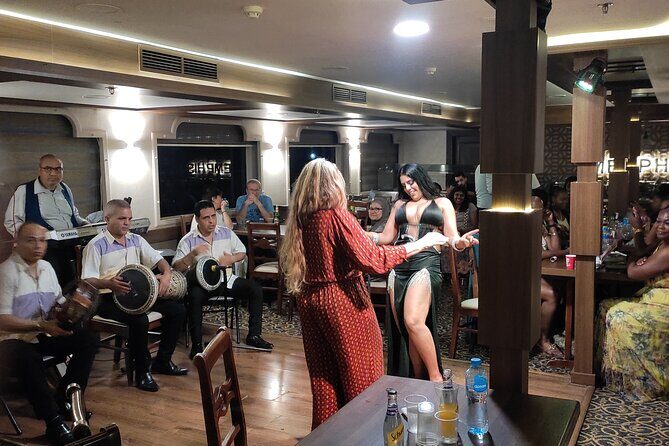 Nile 2-Hour Dinner Cruise with Belly Dancer and Tanoura Show - Key Points