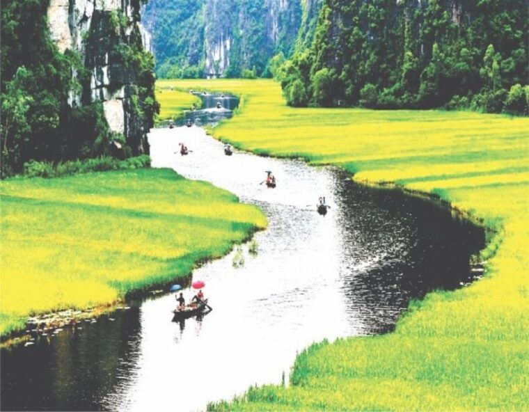 ninh-binh-2-day-excursion-with-guide-and-activities