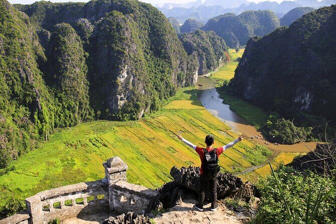 Ninh Binh 2D1N: Hoa Lu - Trang An - Mua Cave & Bich Dong - Thai Vi - Bird Farm - Key Points