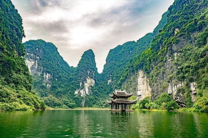 Ninh Binh Day Trip Hoa Lu Trang An and Mua Cave from Hanoi - Introduction