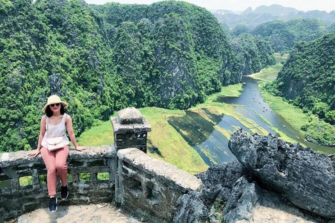 Ninh Binh Deluxe day Tour: Hoa Lu - Trang An - Mua Cave - Climbing Mua Cave & Enjoying the Views