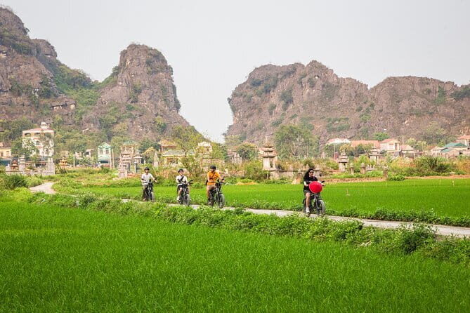 Ninh Binh E-Bike Tour - Secret Landscapes Tam Coc Countryside - The Experience: An In-Depth Look at the Ninh Binh E-Bike Tour