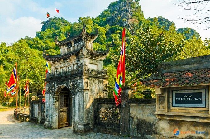 Ninh Binh Full Day Tour from Hanoi to Hoa Lu and Mua Cave - The Experience of a Small Group