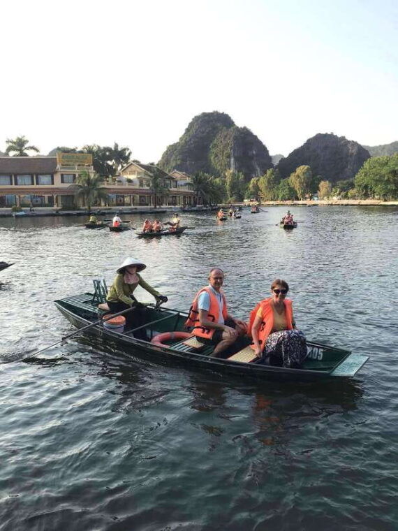 ninh-binh-full-day-tour-from-hanoi-visit-all-highlights