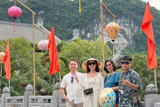 Ninh Binh Full Day Tour Group 9 from Hanoi by Limousine - FAQ