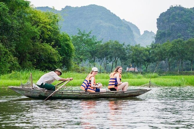 Ninh Binh Hoa Lu Tam Coc Mua Cave 1 Day Tour from Hanoi - The Itinerary: What to Expect