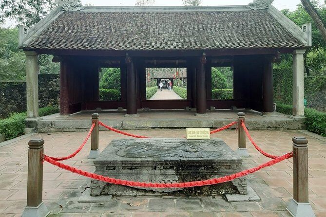Ninh Binh - Hoa Lu - Tam Coc - Mua cave Day Trip: Hiking, boat trip, Bike, lunch - Transportation, Timing, and Group Size