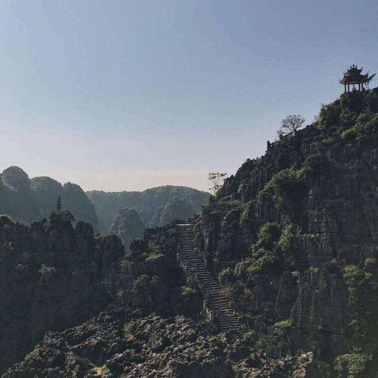 ninh-binh-hoa-lu-trang-an-and-mua-cave-day-tour