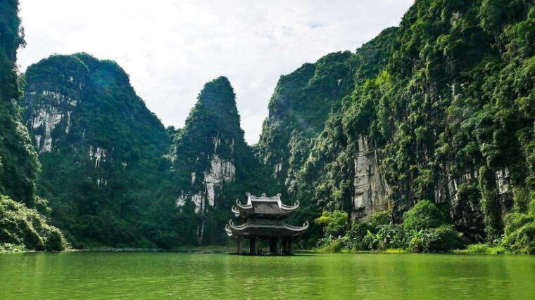 ninh-binh-hoa-lu-trang-an-mua-cave-day-tour-from-ha-noi