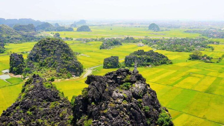 ninh-binh-hoa-lu-trang-an-mua-cave-day-tour-from-ha-noi