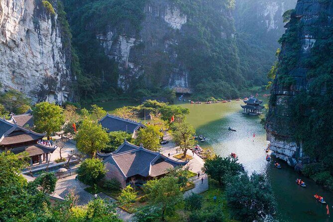 Ninh Binh Jeep Tour : Trang An Boat Ride, Bich Dong, Mua Cave - Who Might Want to Skip It?