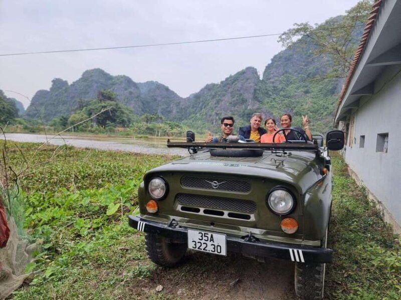 ninh-binh-jeep-tour2-hours-visit-bich-dong-thai-vi-temple