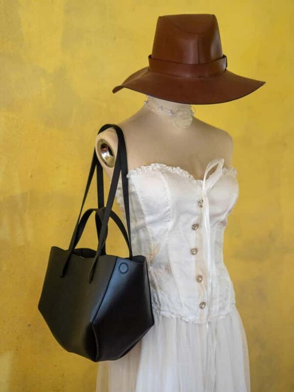 Ninh Binh: Leather Wallet Craft Workshop with Local Artisan - An Honest Look at the Leather Wallet Workshop in Ninh Binh