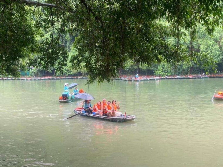 ninh-binh-mua-cave-bai-dinh-pagoda-and-trang-an-day-tour