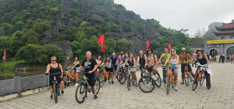 Ninh Binh Must-visit: Hoa Lu-Trang An-Mua Caves - Mua Cave: Climb for the Best Views