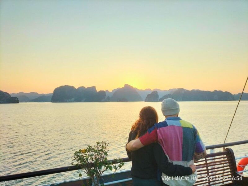 ninh-binh-overnight-halong-bay-luxury-5-stars-cruise