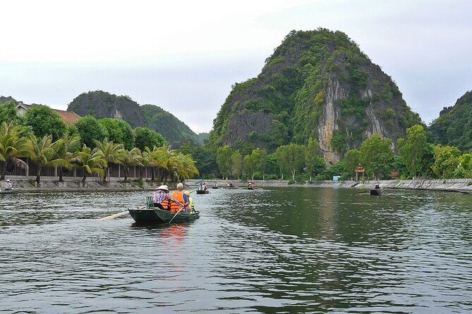 Ninh Binh Private Day Tour: Tam Coc and Phat Diem Catheral - What We Love About This Tour