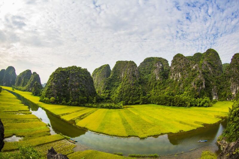 ninh-binh-tour-full-day-hoa-lu-and-tam-coc-boat-tour