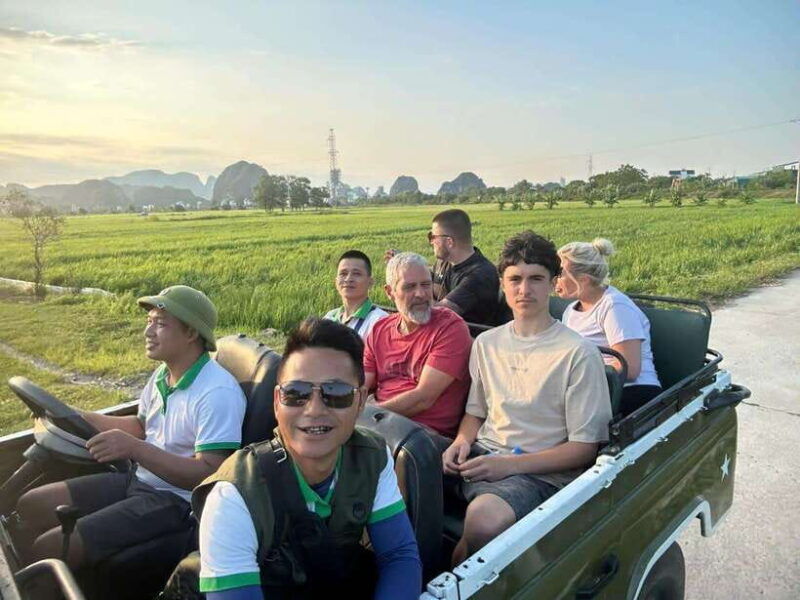 ninh-binh-trang-an-and-mua-cave-half-day-private-jeep-tour