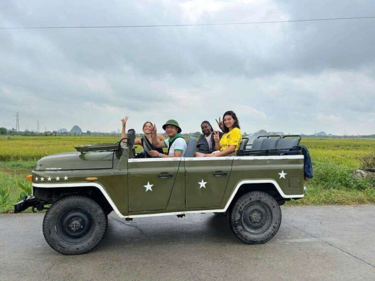 ninh-binh-trang-an-and-mua-cave-half-day-private-jeep-tour