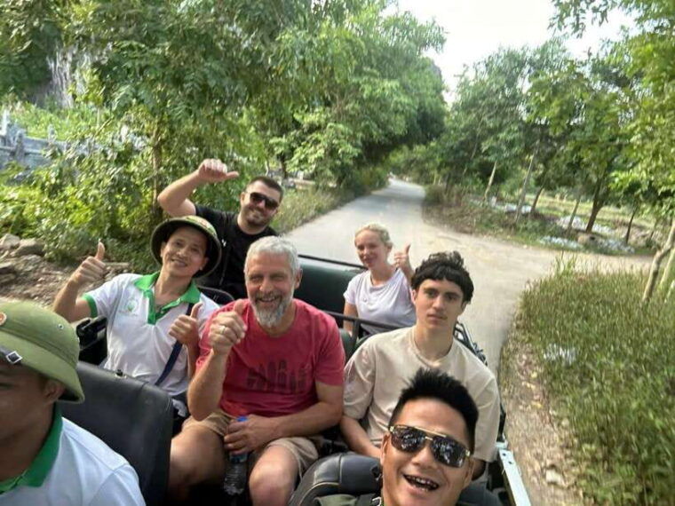 ninh-binh-trang-an-and-mua-cave-half-day-private-jeep-tour