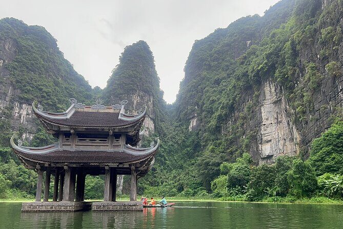 Ninh Binh Trang An Bai Dinh Pagoda Mua Cave Tour From Hanoi - What to Expect: Logistics & Practical Details