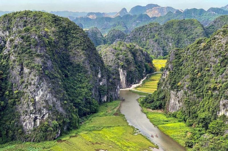 Ninh Binh: Trang An Boat Ride, Hoa Lu & Mua Cave Sunset - Deep Dive into the Experience
