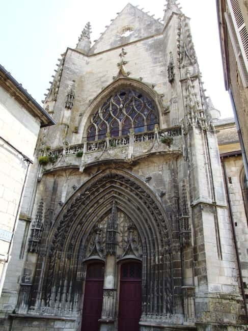 Niort: Guided Walking Tour of the City - Key Points