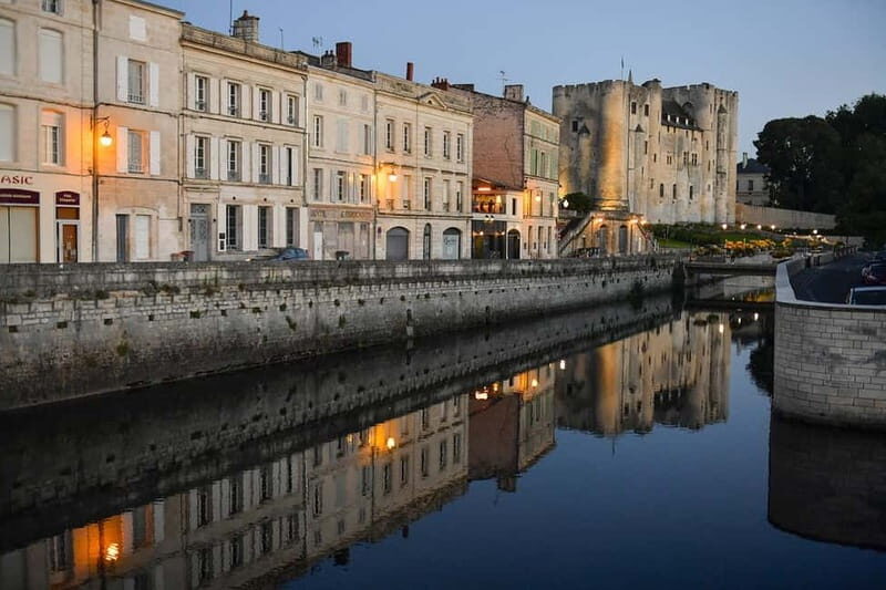 Niort: Guided Walking Tour of the City - A Detailed Look at the Niort Guided Walking Tour