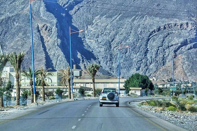 Nizwa and Oman's Grand Canyon: Full-Day Adventure - Exploring the Highlights