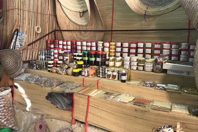 Nizwa Market, Nizwa Fort, Misfat Al Abriyeen, Jabal Shams - Practical Details and Value