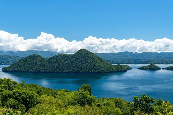 Noboribetsu to Lake Toya Private Tour - Exploring the Beauty of Hokkaido in Comfort