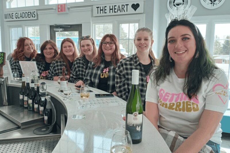 NON BUS Andie's VIP Traverse / Leelanau Peninsula Wine Tour - FAQ