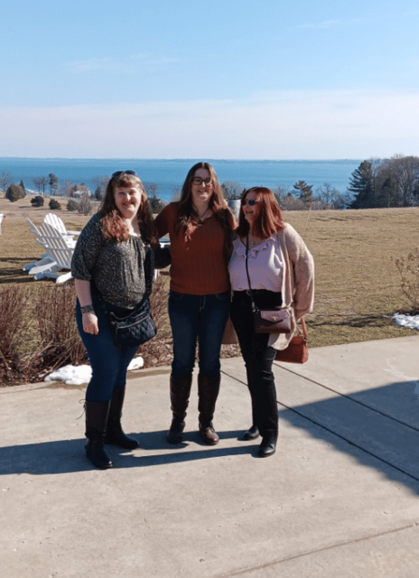 non-bus-andies-vip-traverse-leelanau-peninsula-wine-tour
