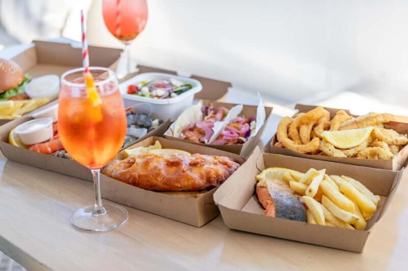 Noosa River Cruise with Seafood Lunch and Commentary - The Food and Drink Experience