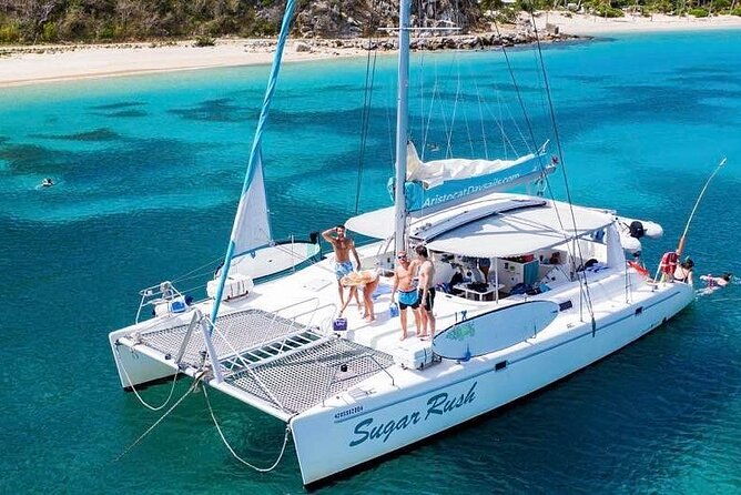 norman-island-sailing-and-snorkelling-tour