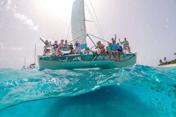 norman-island-sailing-and-snorkelling-tour