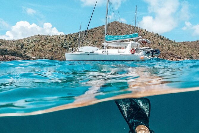 norman-island-sailing-and-snorkelling-tour