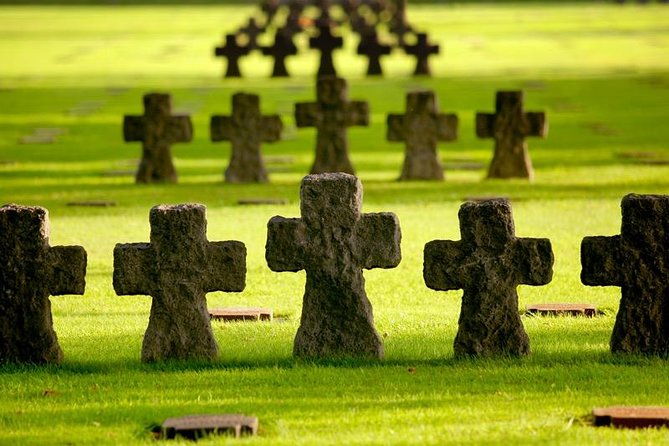normandy-american-british-dday-beaches-halfday-tour-from-bayeux