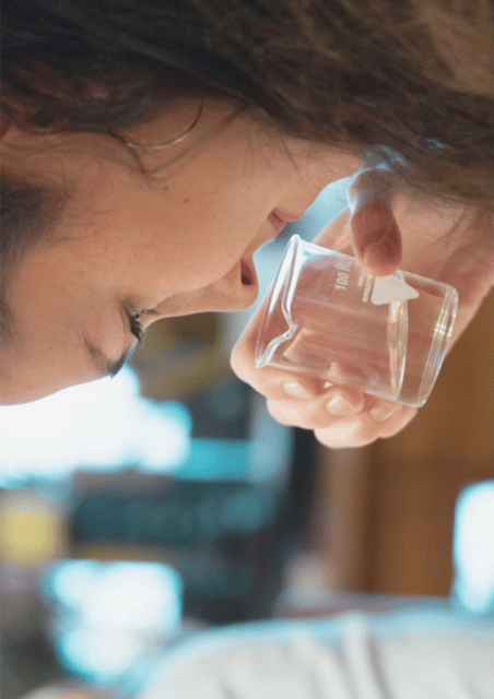 normandy-cherbourg-custom-perfume-workshop