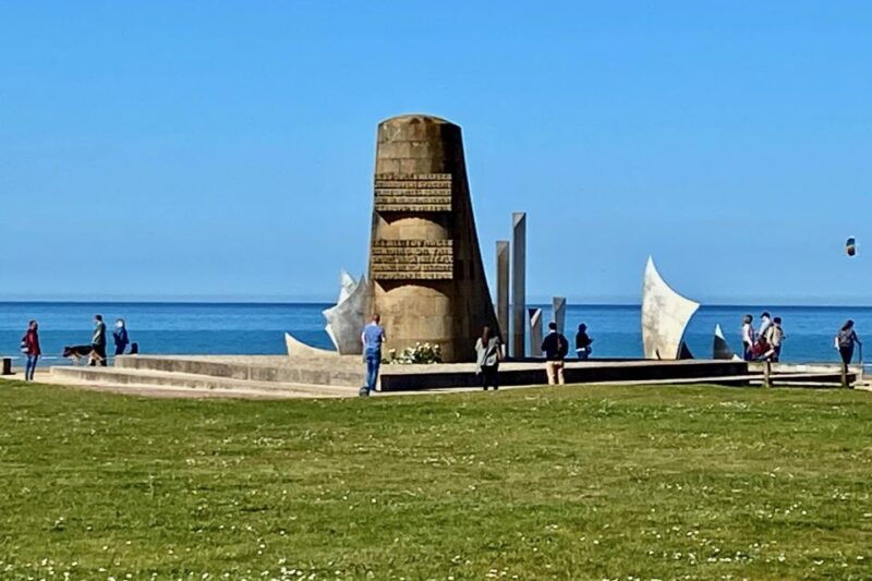 normandy-d-day-landing-beaches-small-group-trip-from-paris-3