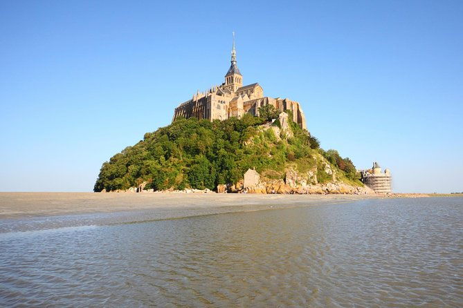 normandy-loire-valley-3-days-trip-with-mont-saint-michel-and-castles-from-paris