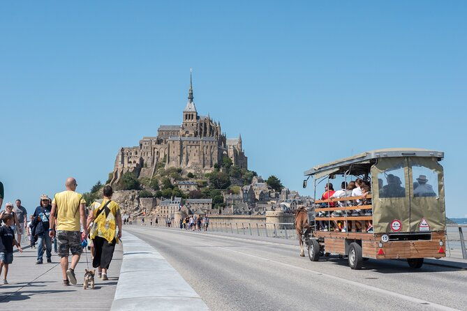 normandy-to-mont-saint-michel-private-tour-up-to-8-pax-per-group