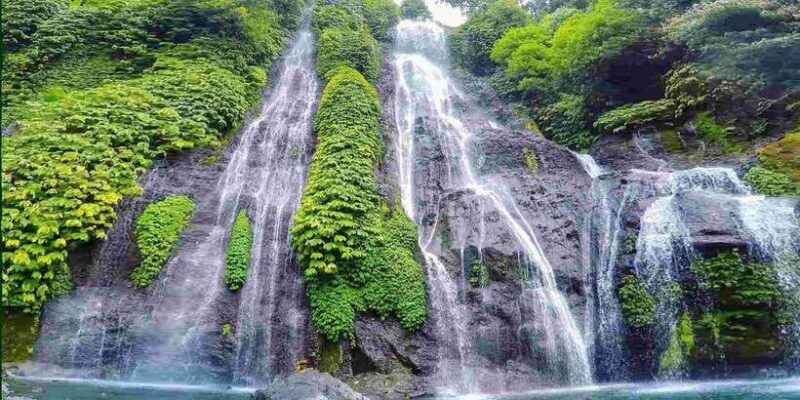 north-bali-banyumala-waterfall-and-ulun-danu-beratan-temple