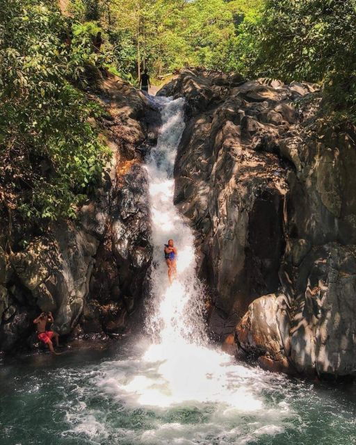 north-bali-dolphin-lovina-beach-aling-aling-waterfall