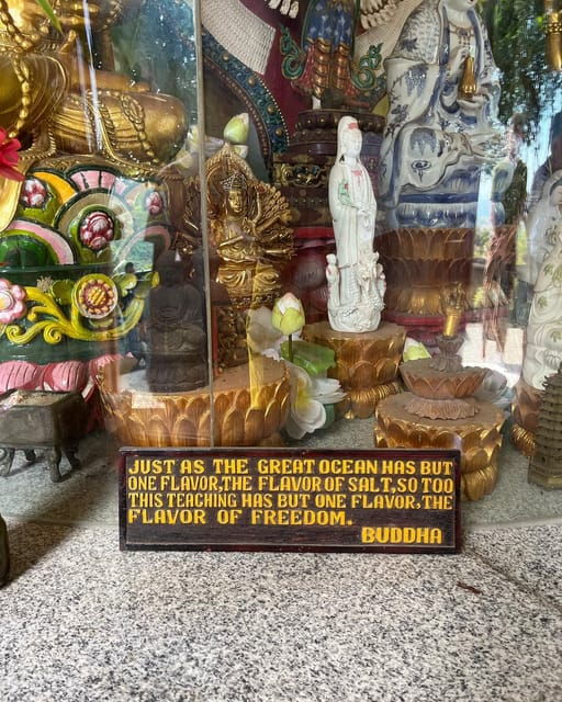 north-bali-dolphins-buddhist-temple-hot-springbanyumala