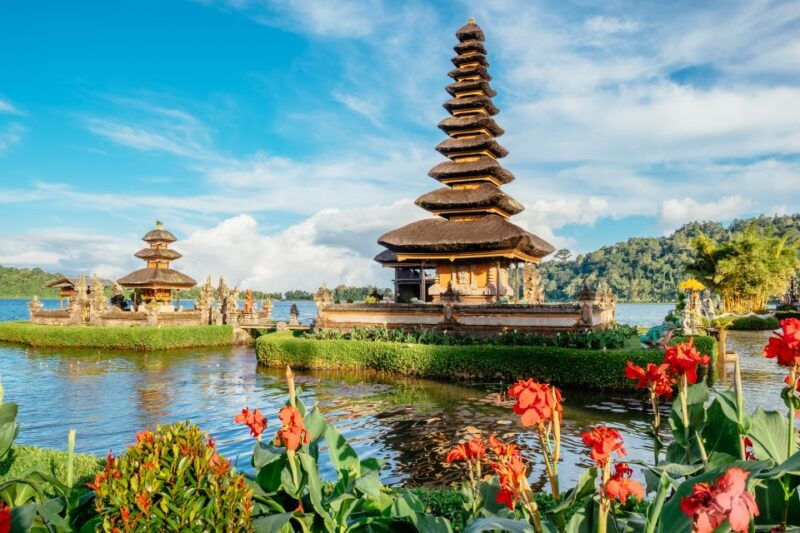 north-bali-sekumpul-waterfalls-and-ulun-danu-temple-tour