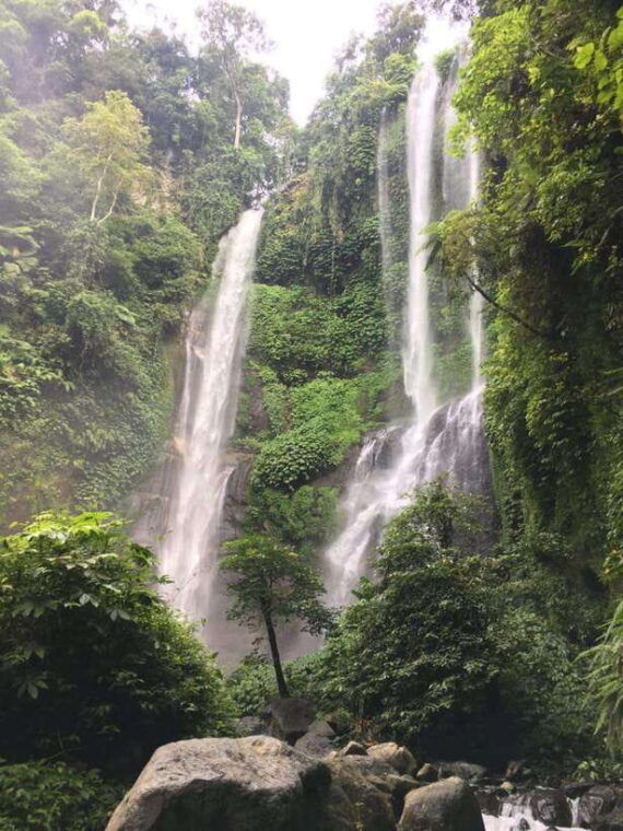 north-bali-waterfalls-and-twin-lakes-tour