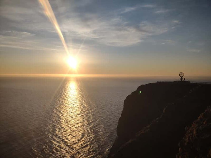 North Cape and King Crab Tour with Sámi Camp Tour - Meeting in Honningsvåg and Departure